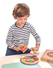Load image into Gallery viewer, Pizza Party - Wooden Pretend Play Pizza Set
